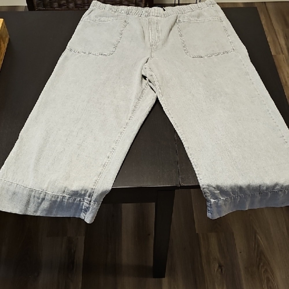 GAP Ladies Light Gray Jeans